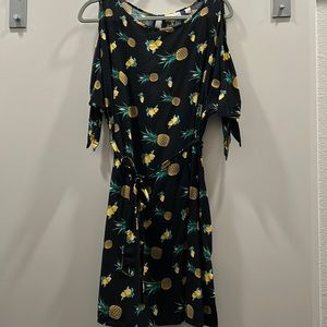 Cold shoulder pineapple and lemon print black sundress